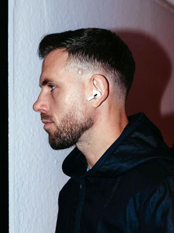 Jordan Henderson – Side Swept Hair with Low Drop Fade